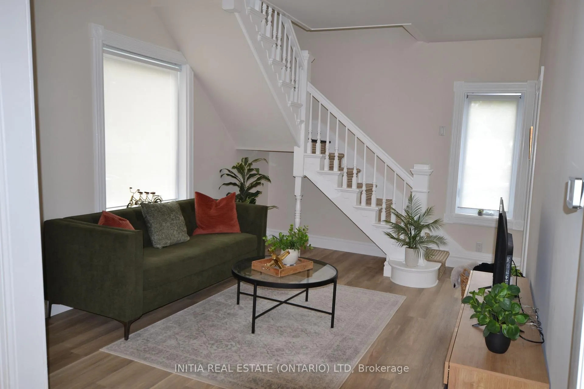 Photo 18 of 114 Ann Street, Sarnia — HOMEH