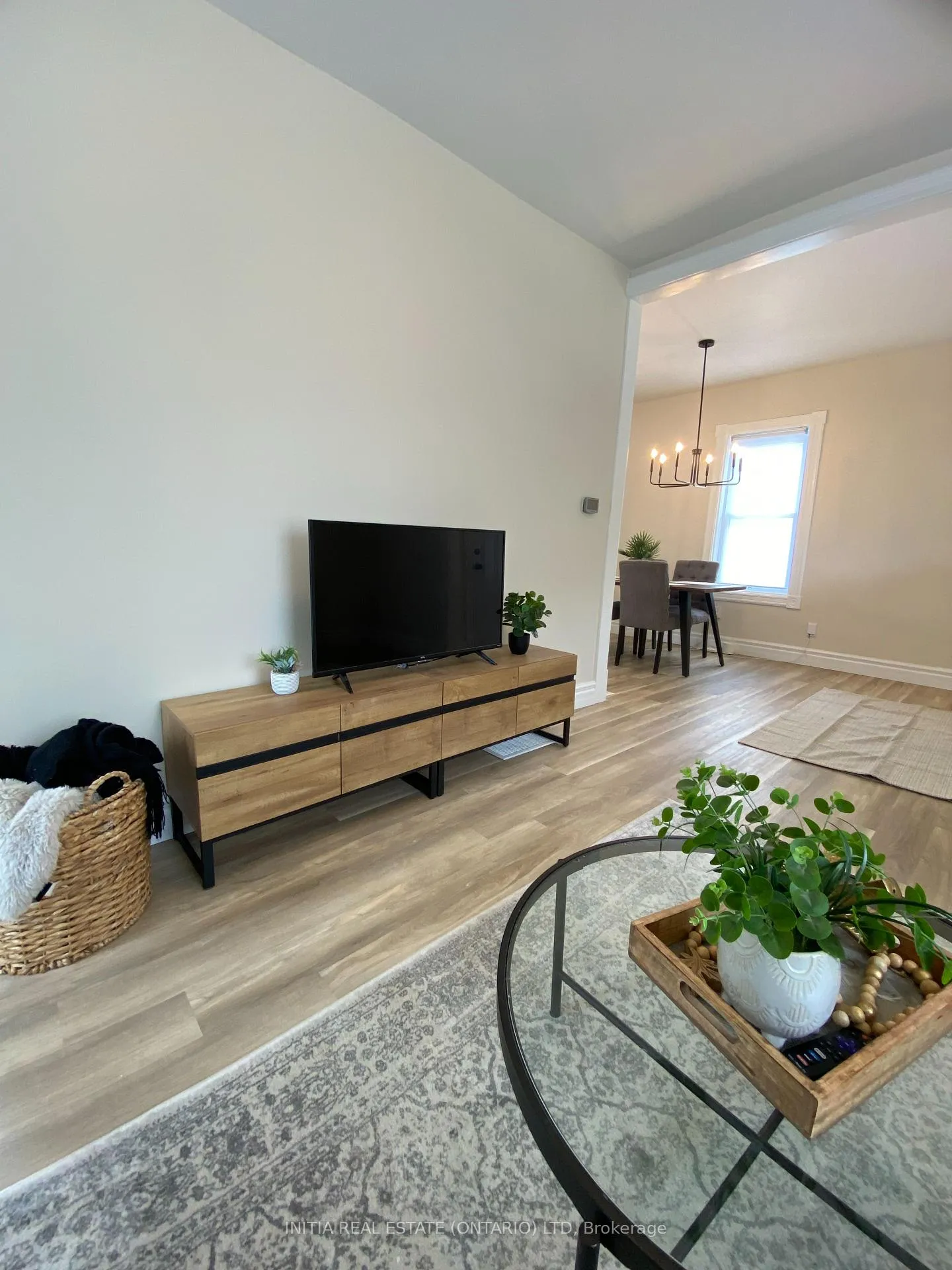 Photo 20 of 114 Ann Street, Sarnia — HOMEH