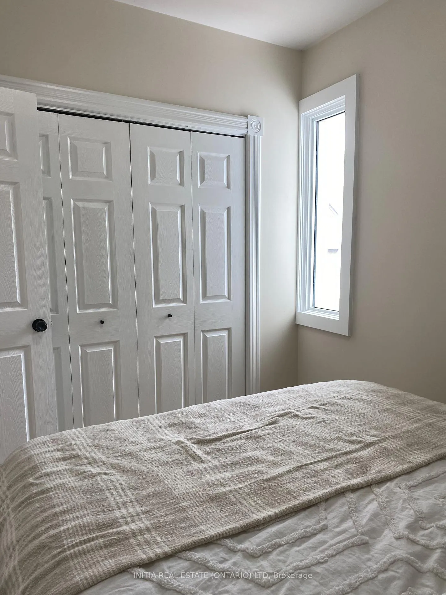 Photo 22 of 114 Ann Street, Sarnia — HOMEH