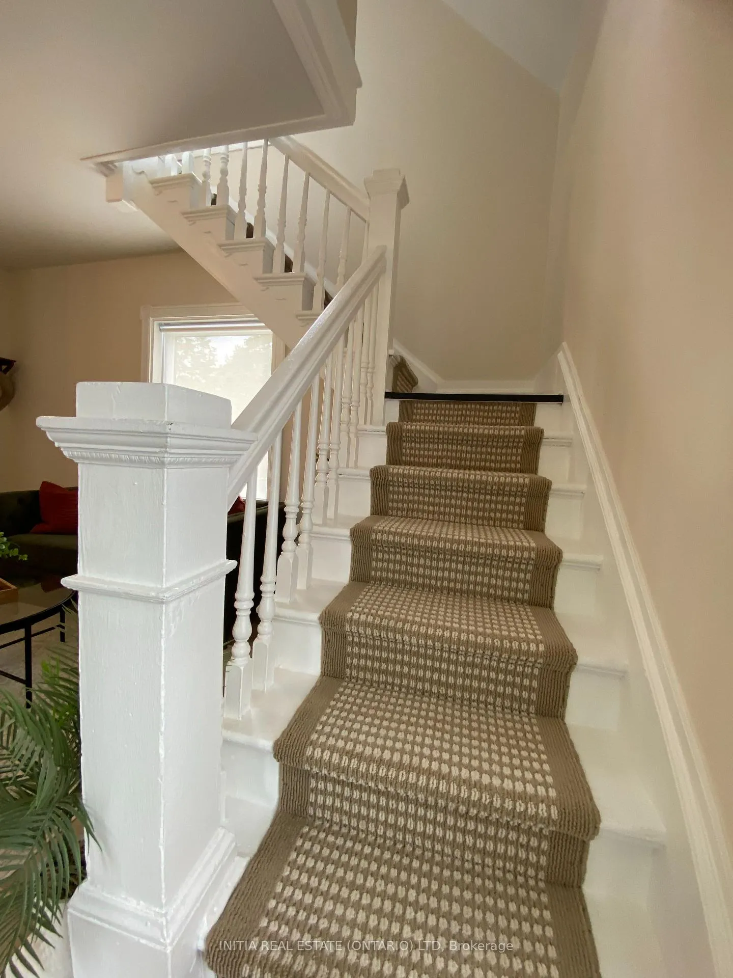 Photo 23 of 114 Ann Street, Sarnia — HOMEH