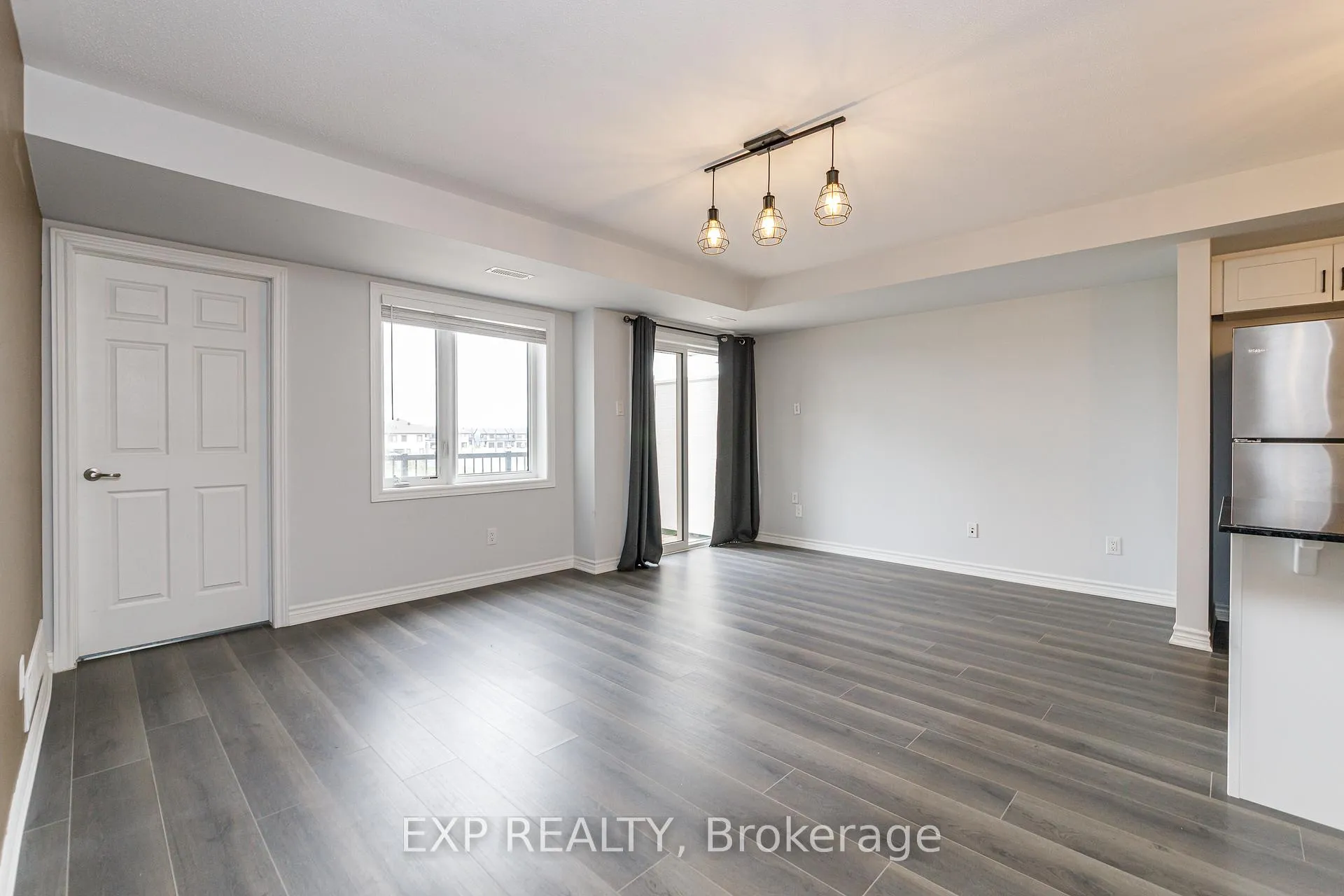 Photo 12 of 852 Atlas Terrace, Ottawa, Kanata - Emerald Meadows/Trailwest — HOMEH