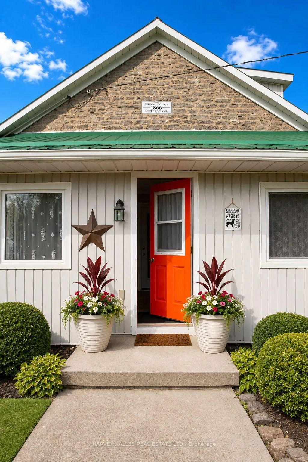 Photo 3 of 8 School House Road, Prince Edward County, Athol Ward — HOMEH