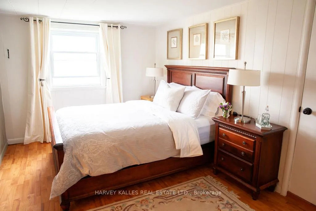 Photo 9 of 8 School House Road, Prince Edward County, Athol Ward — HOMEH