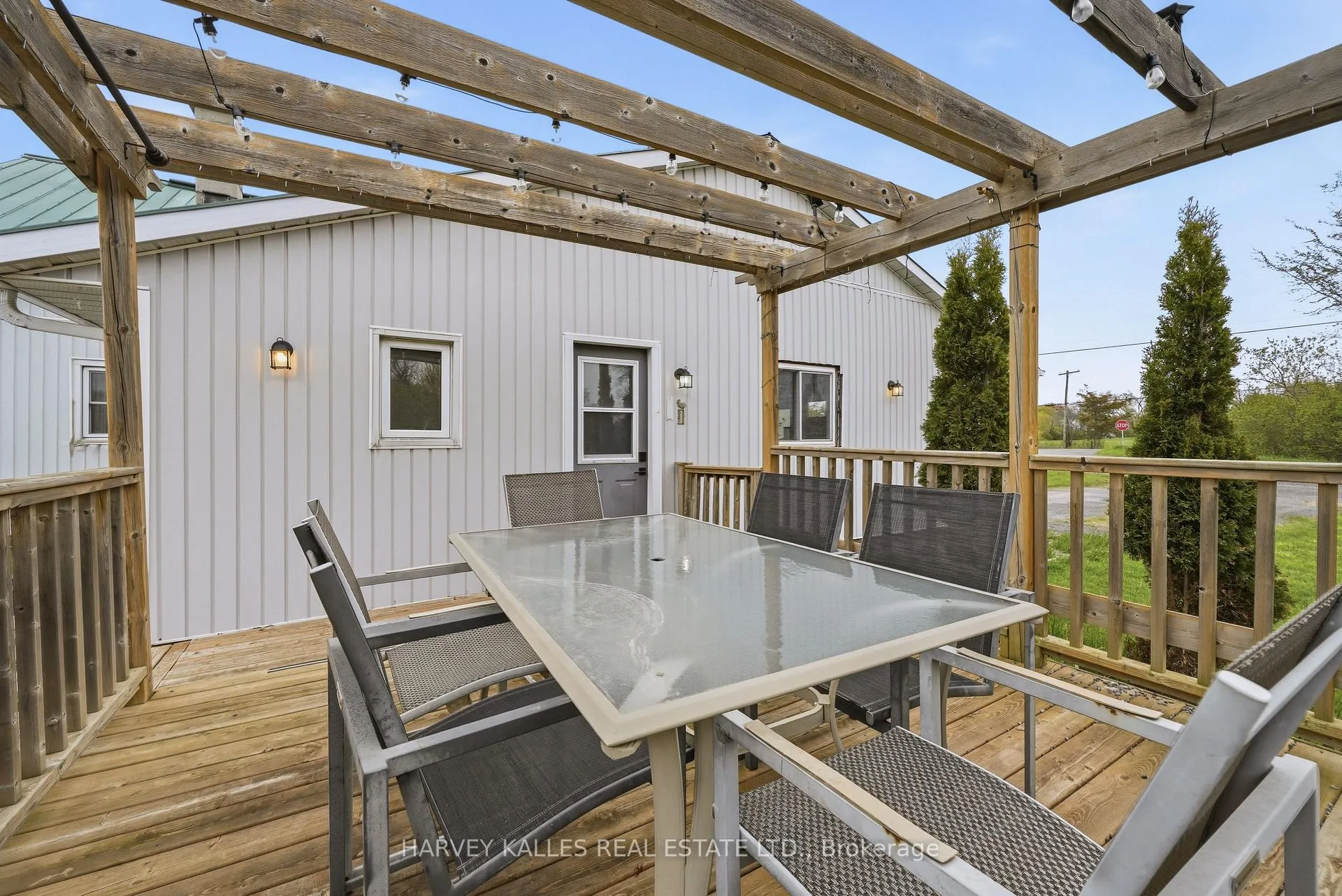 Photo 29 of 8 School House Road, Prince Edward County, Athol Ward — HOMEH