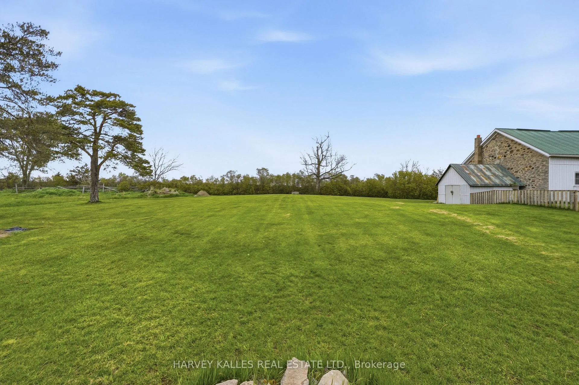Photo 37 of 8 School House Road, Prince Edward County, Athol Ward — HOMEH