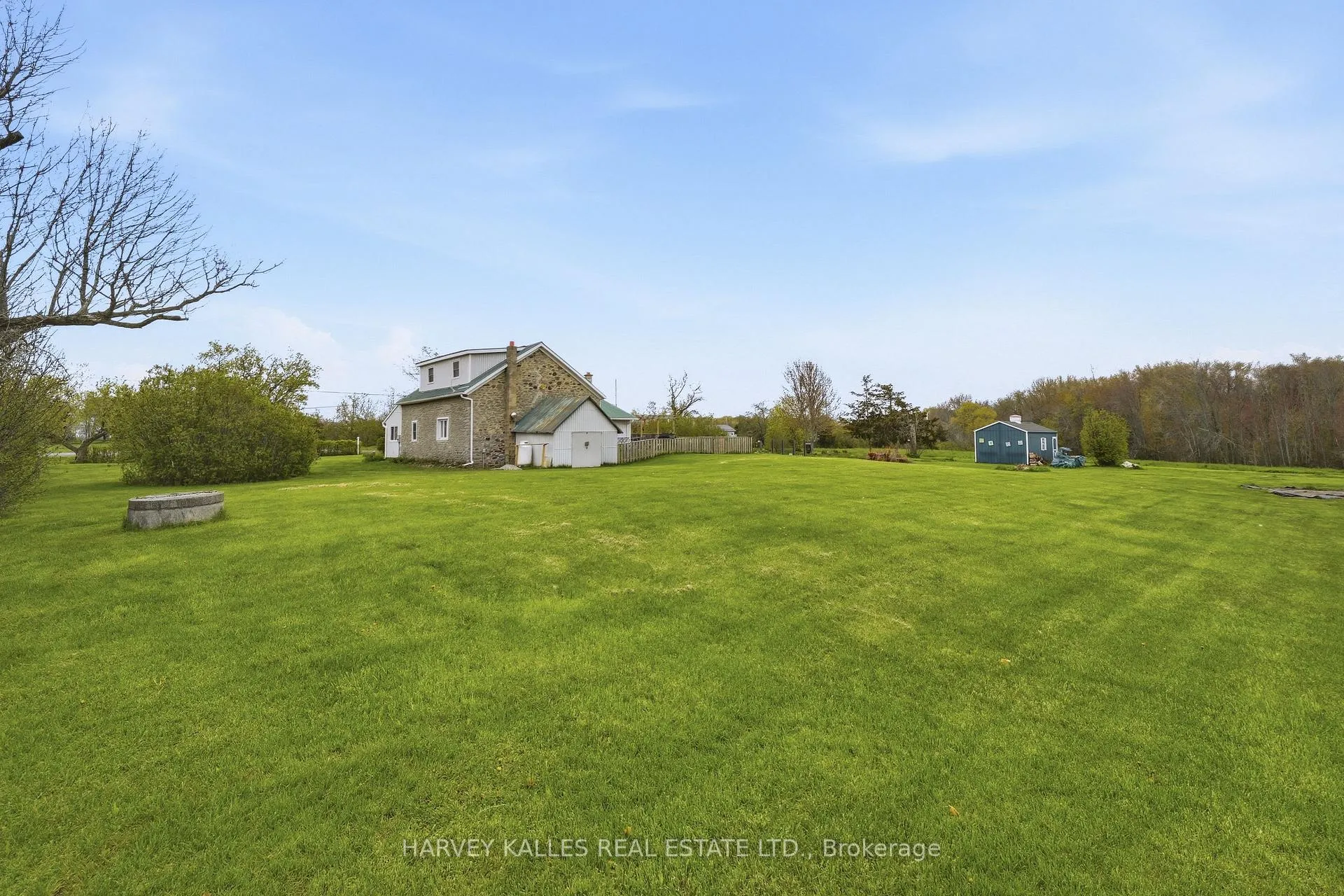 Photo 41 of 8 School House Road, Prince Edward County, Athol Ward — HOMEH