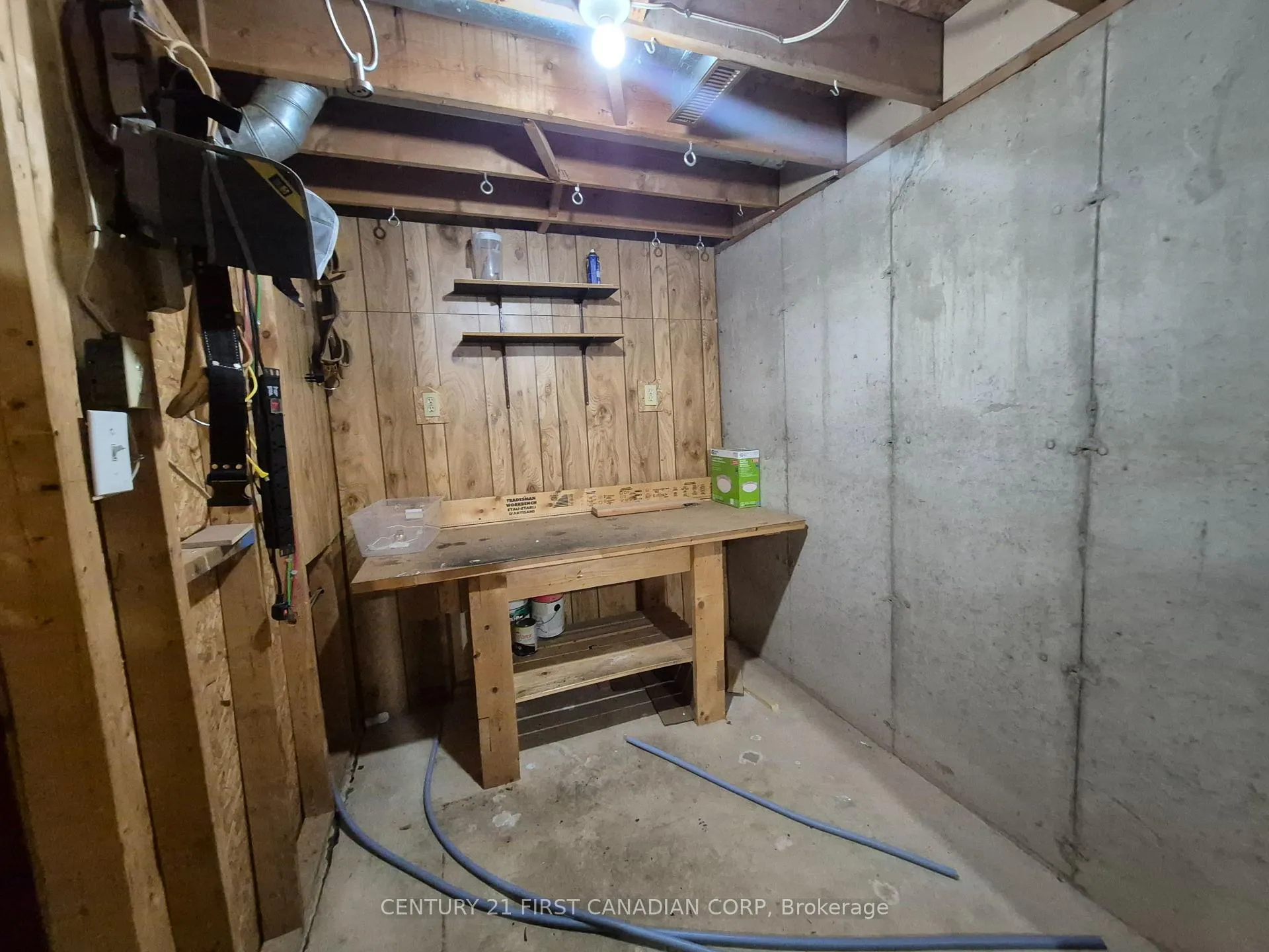 Photo 14 of Unit 26, 110 Deveron Crescent, London, South T — HOMEH