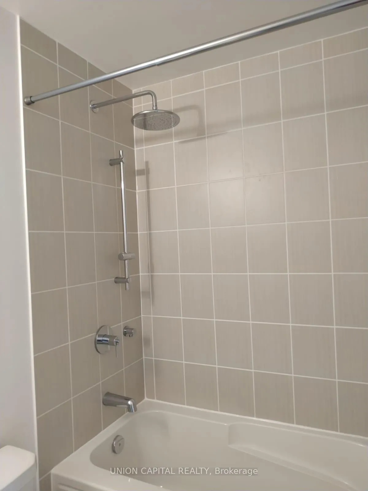 Photo 6 of Unit 1104, 3220 Sheppard Avenue E, Scarborough, Tam O'Shanter-Sullivan — HOMEH
