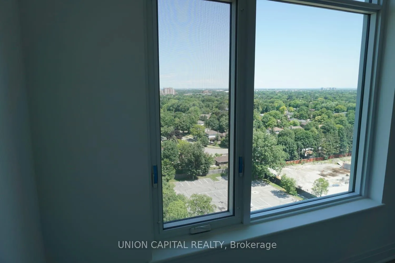 Photo 8 of Unit 1104, 3220 Sheppard Avenue E, Scarborough, Tam O'Shanter-Sullivan — HOMEH
