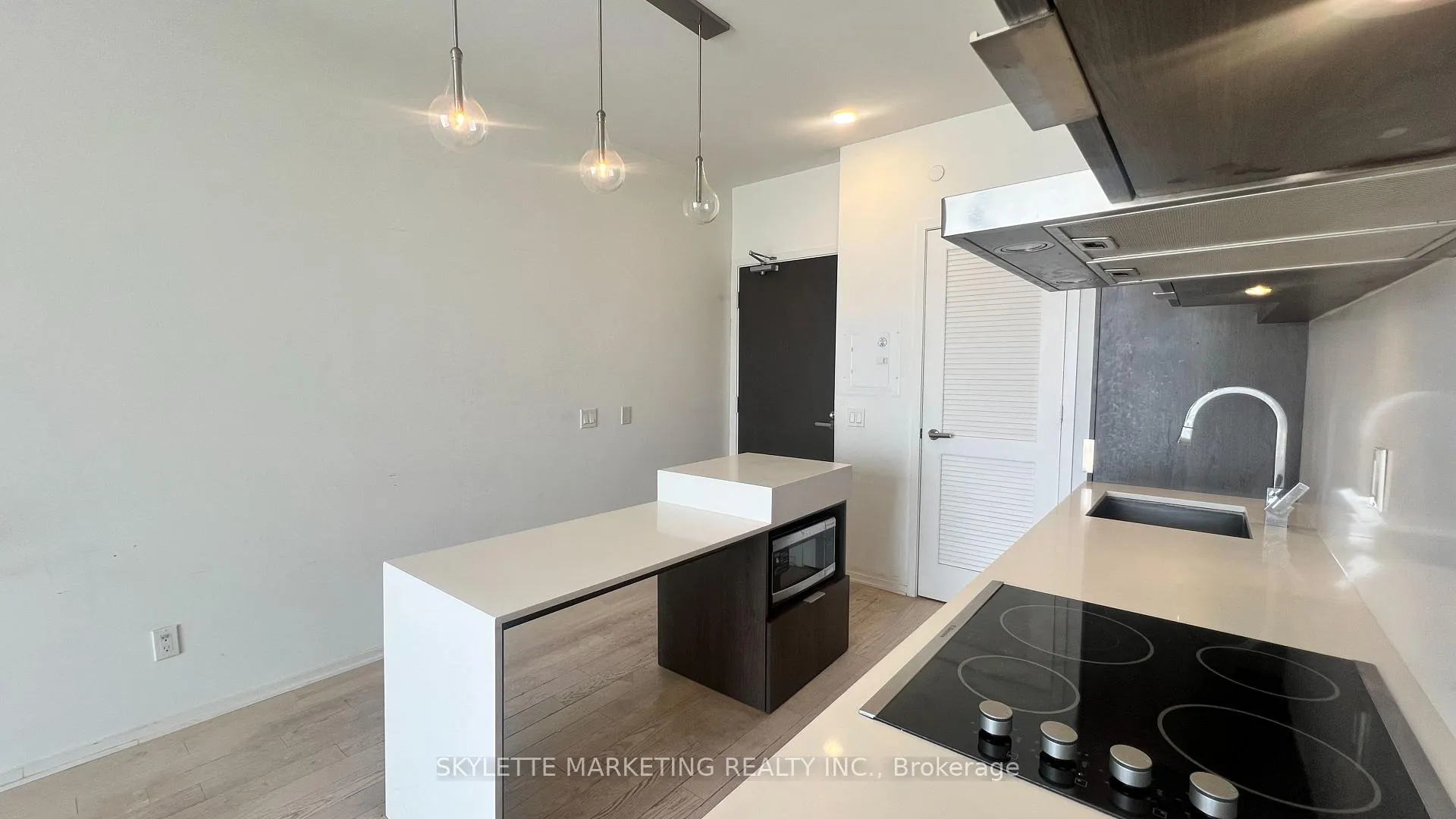 Photo 6 of Unit 2807, 16 Bonnycastle Street, Toronto, Waterfront Communities — HOMEH