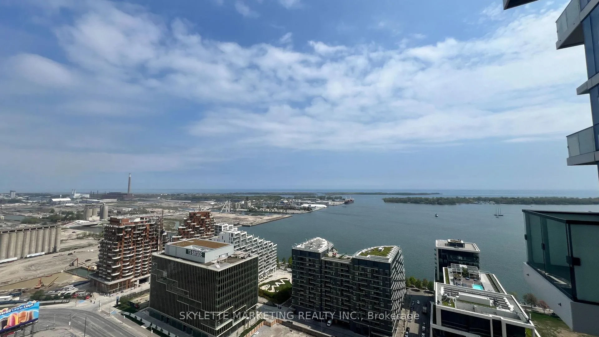 Photo 17 of Unit 2807, 16 Bonnycastle Street, Toronto, Waterfront Communities — HOMEH