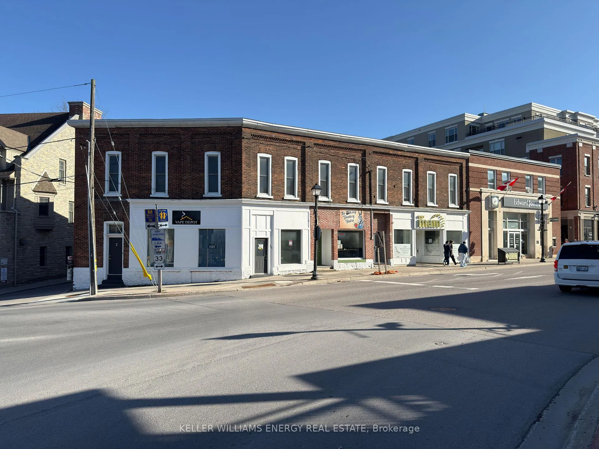 Front of Unit 4, 302 Picton Main Street