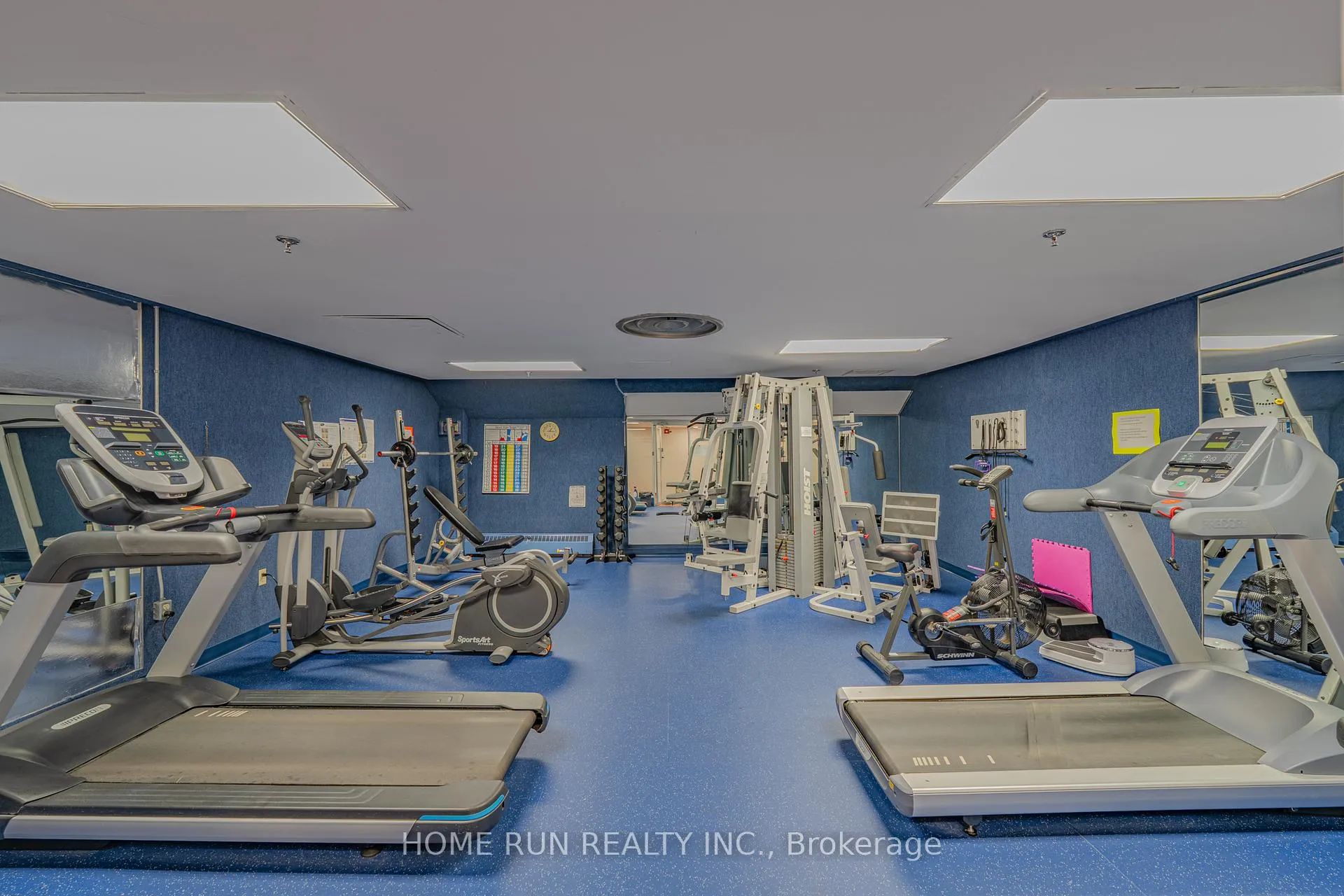 Photo 14 of Unit 1111, 555 Brittany Drive, Ottawa, Viscount Alexander Park — HOMEH