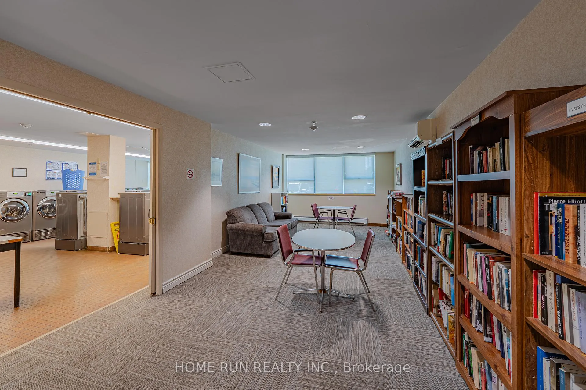 Photo 15 of Unit 1111, 555 Brittany Drive, Ottawa, Viscount Alexander Park — HOMEH