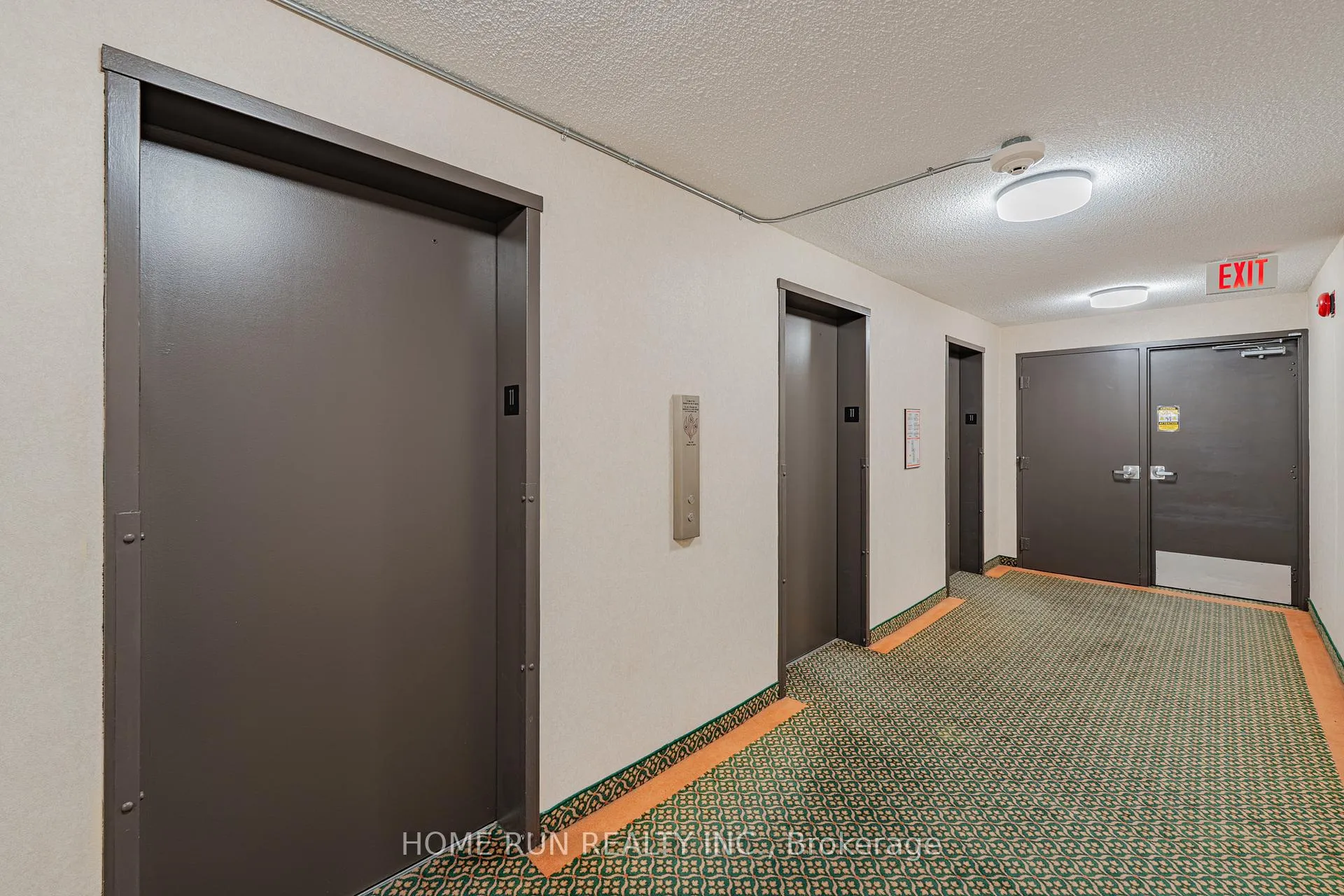 Photo 19 of Unit 1111, 555 Brittany Drive, Ottawa, Viscount Alexander Park — HOMEH