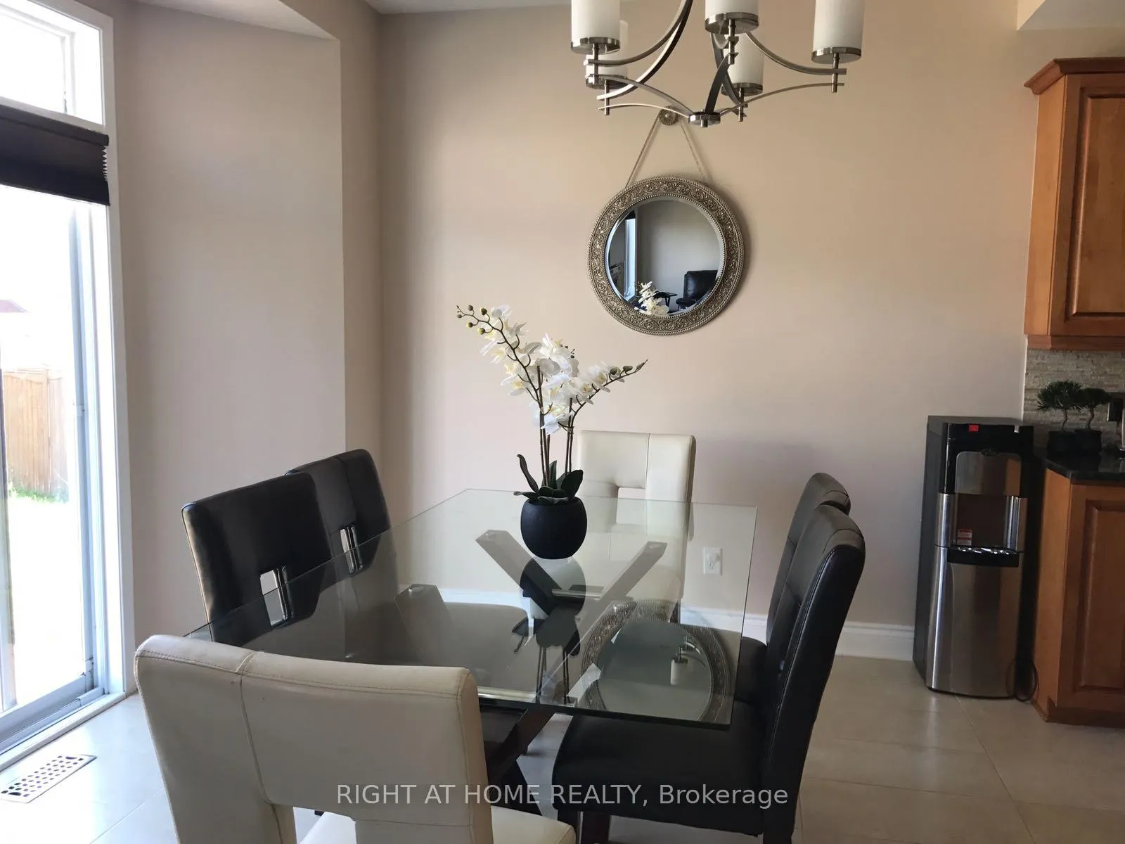 Photo 3 of 129 Rocky Hill Drive, Ottawa, Barrhaven - Strandherd — HOMEH