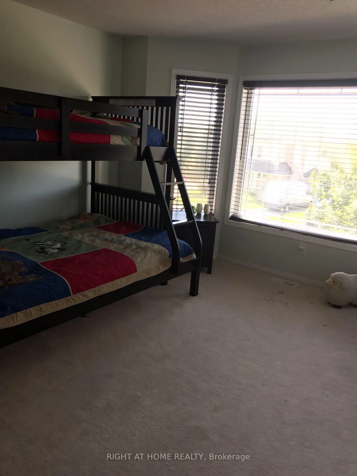 Photo 12 of 129 Rocky Hill Drive, Ottawa, Barrhaven - Strandherd — HOMEH