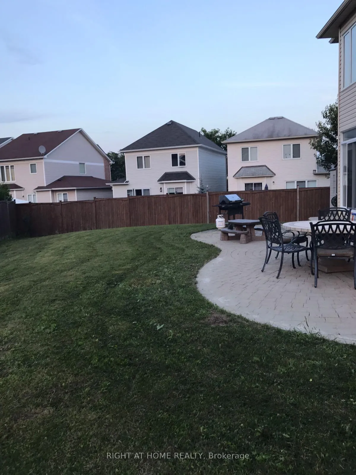 Photo 36 of 129 Rocky Hill Drive, Ottawa, Barrhaven - Strandherd — HOMEH