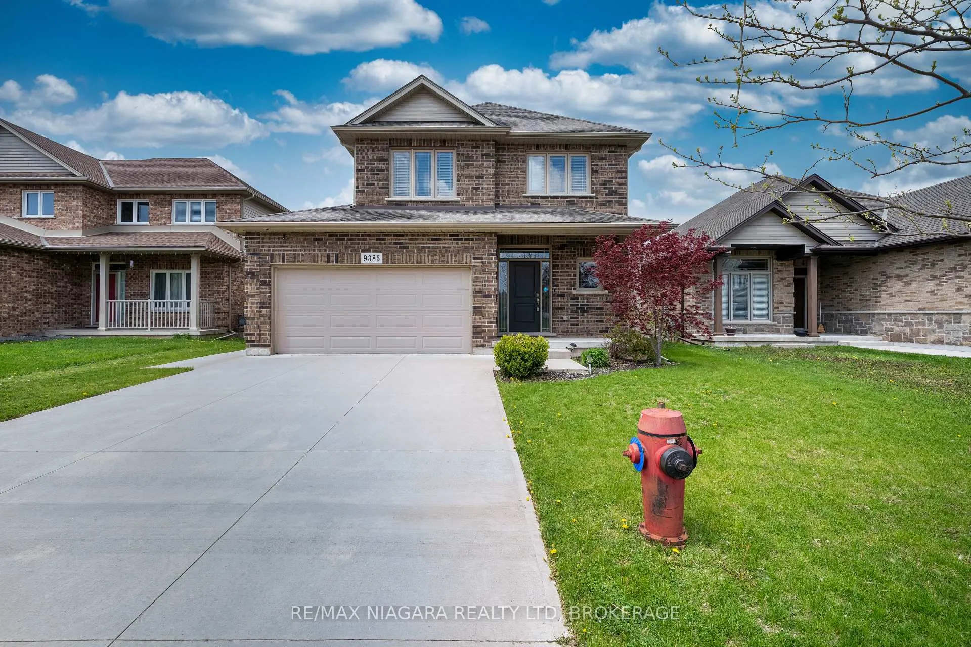 Photo 1 of 9385 Eagle Ridge Drive, Niagara Falls, Forestview — HOMEH