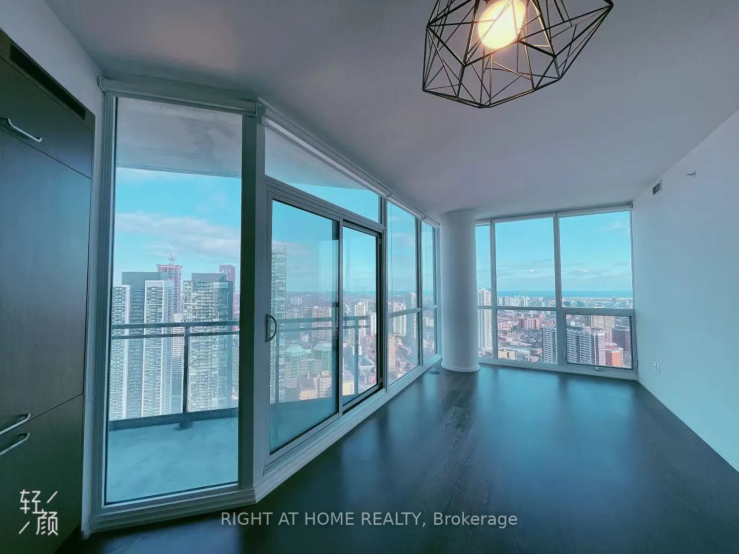 Photo 7 of Unit 4712, 45 Charles Street E, Toronto, Church-Yonge Corridor — HOMEH