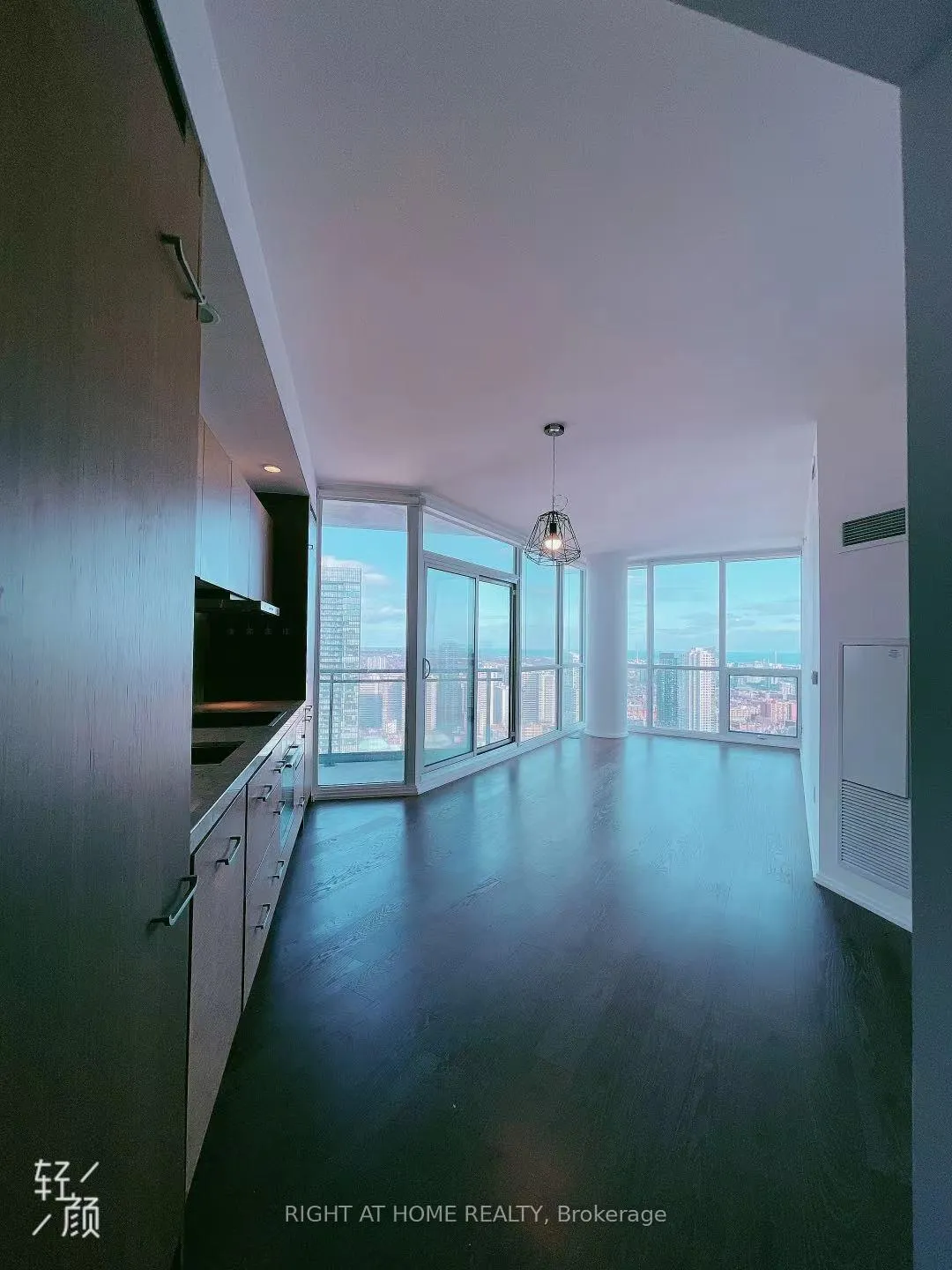 Photo 12 of Unit 4712, 45 Charles Street E, Toronto, Church-Yonge Corridor — HOMEH