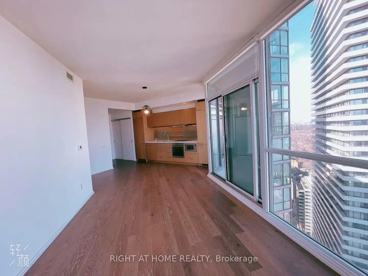 Photo 13 of Unit 4712, 45 Charles Street E, Toronto, Church-Yonge Corridor — HOMEH