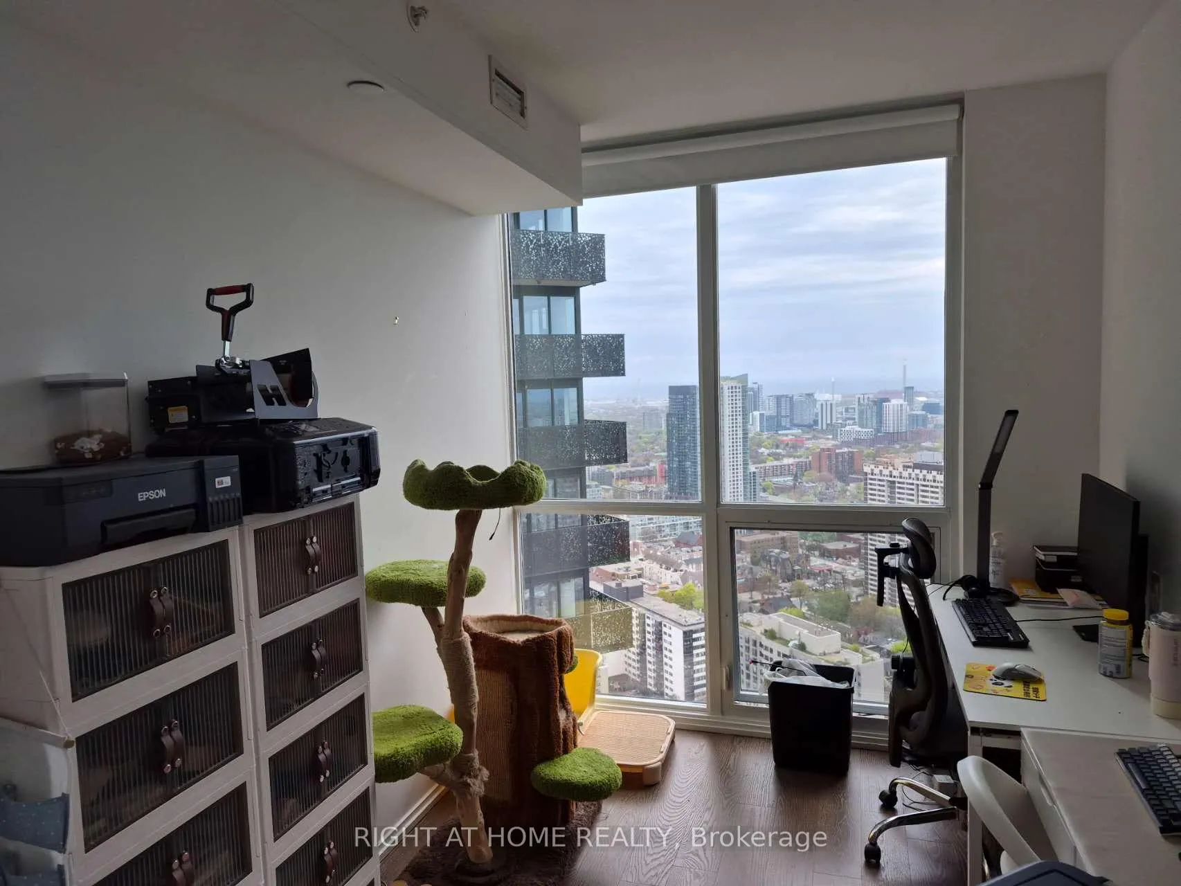 Photo 32 of Unit 4712, 45 Charles Street E, Toronto, Church-Yonge Corridor — HOMEH