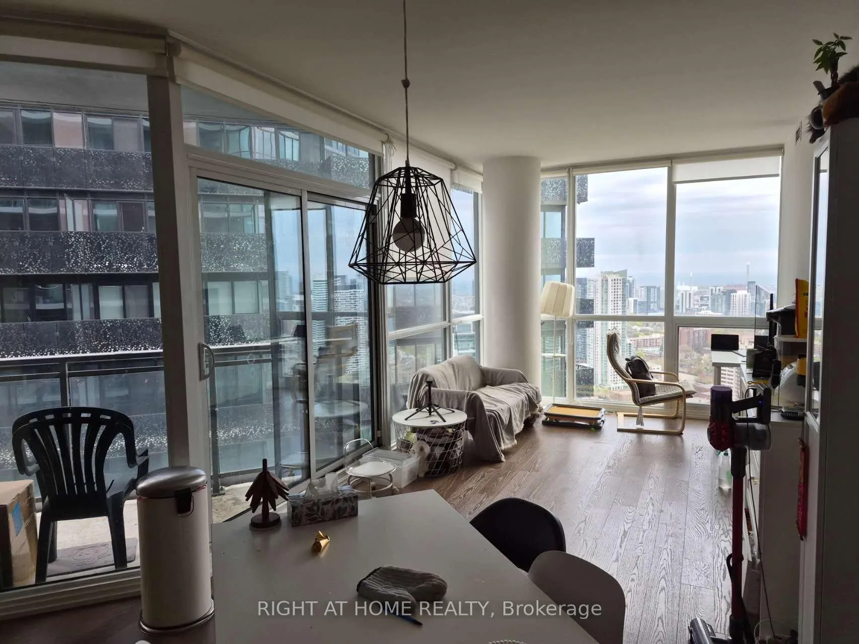 Photo 34 of Unit 4712, 45 Charles Street E, Toronto, Church-Yonge Corridor — HOMEH