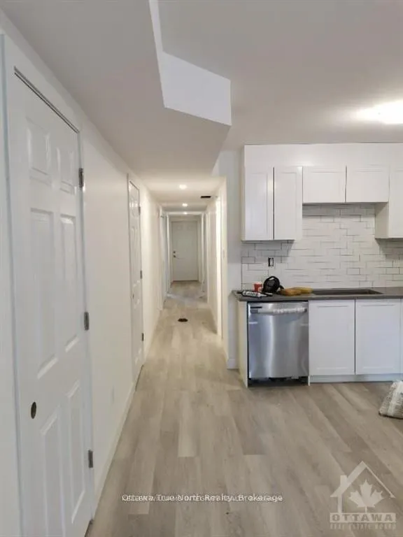 Photo 3 of Unit 1, 360 Bronson Avenue, Ottawa, West Centre Town — HOMEH