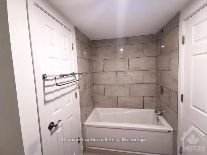 Photo 16 of Unit 1, 360 Bronson Avenue, Ottawa, West Centre Town — HOMEH