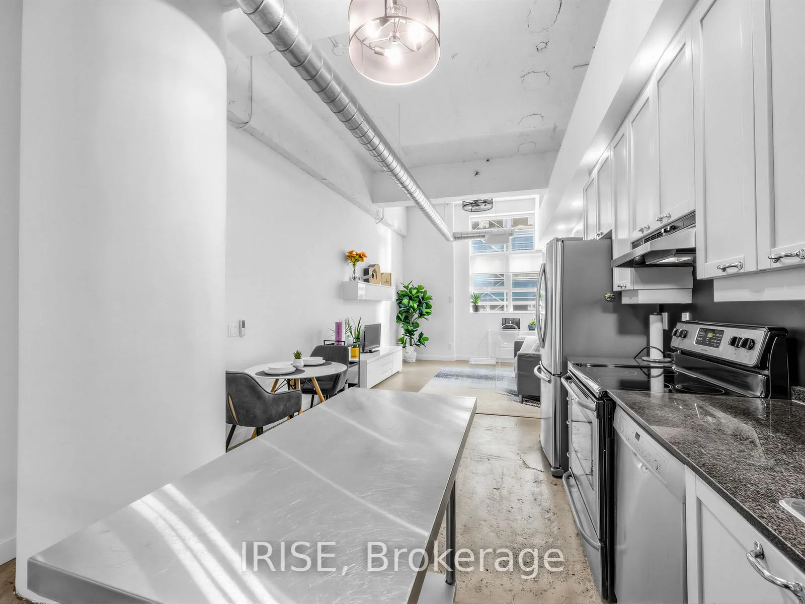 Front of Unit 531, 155 Dalhousie Street
