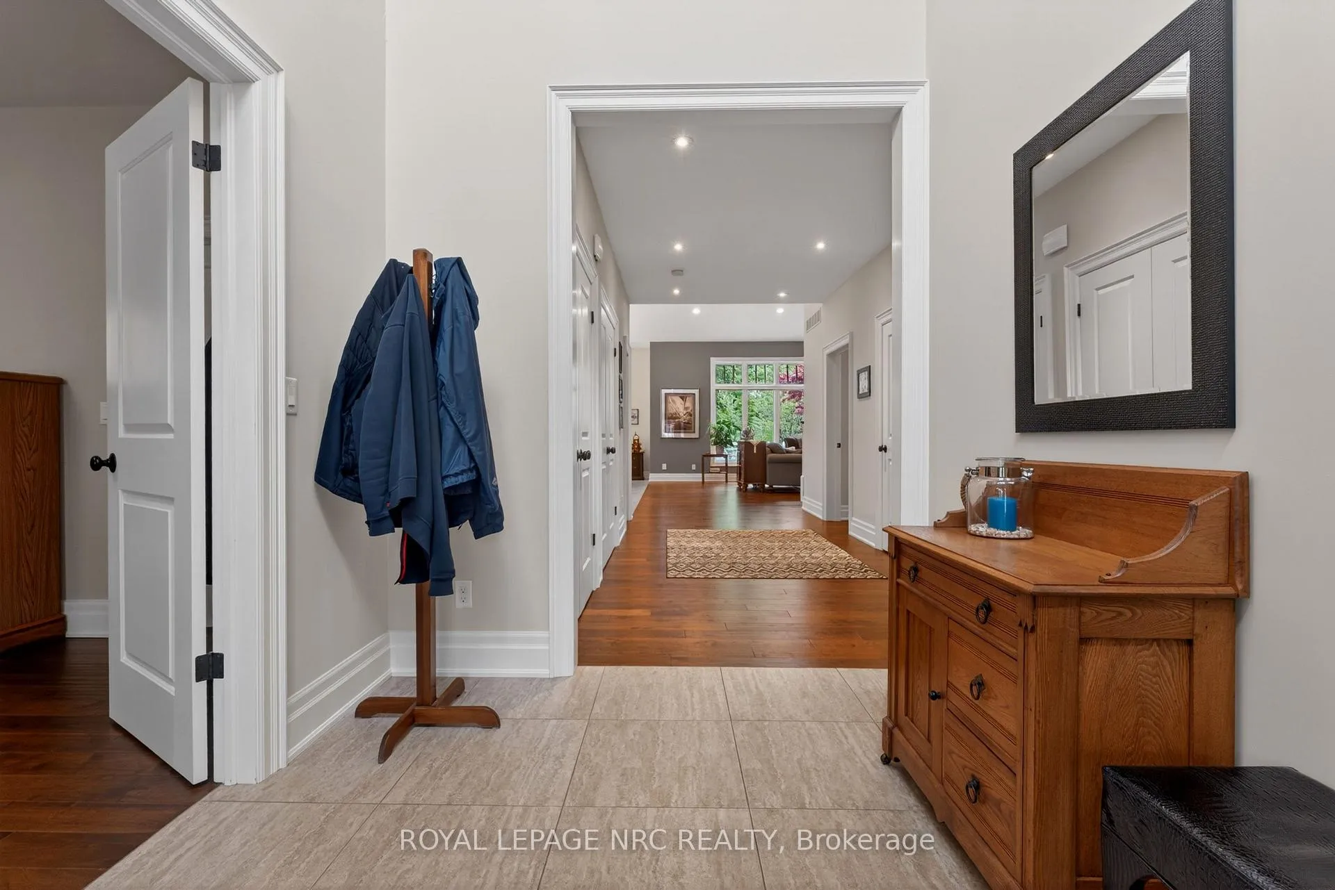 Photo 6 of 22A John Street, St. Catharines, Port Dalhousie — HOMEH