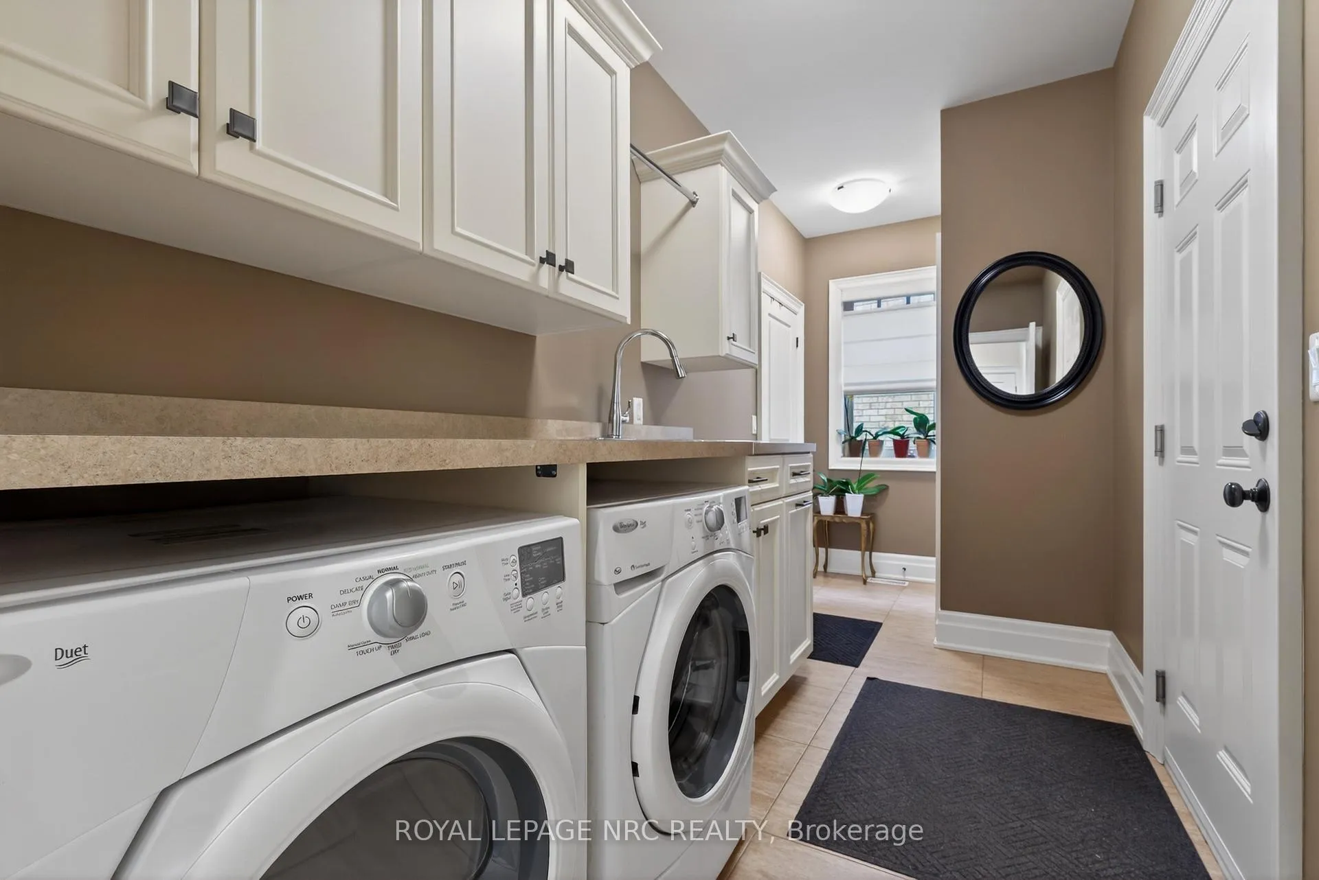 Photo 9 of 22A John Street, St. Catharines, Port Dalhousie — HOMEH