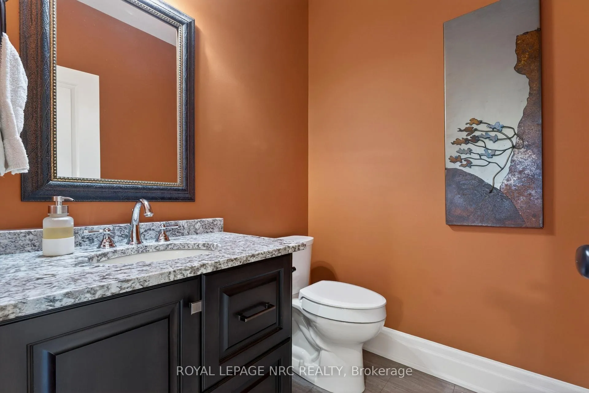 Photo 10 of 22A John Street, St. Catharines, Port Dalhousie — HOMEH