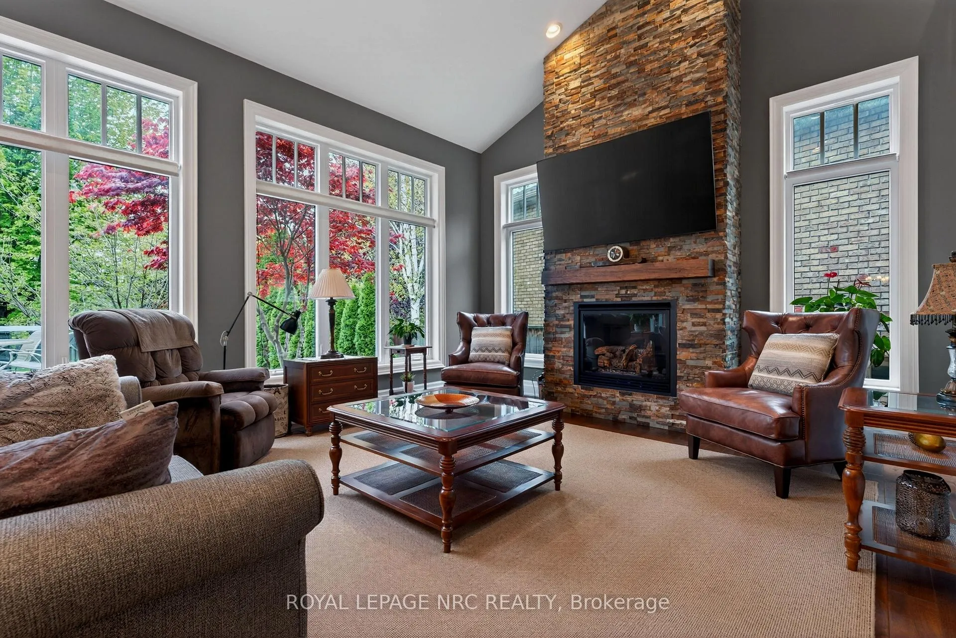Photo 19 of 22A John Street, St. Catharines, Port Dalhousie — HOMEH