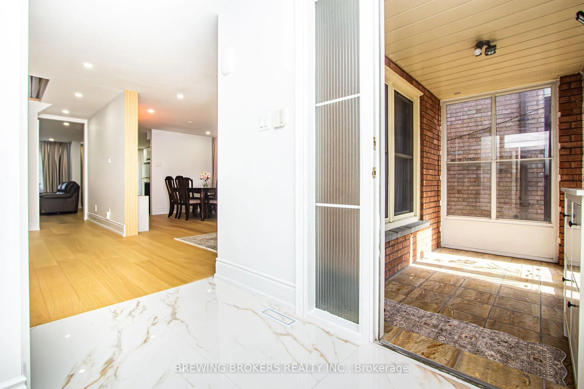 Photo 15 of 63 Marita Place, Vaughan, Glen Shields — HOMEH
