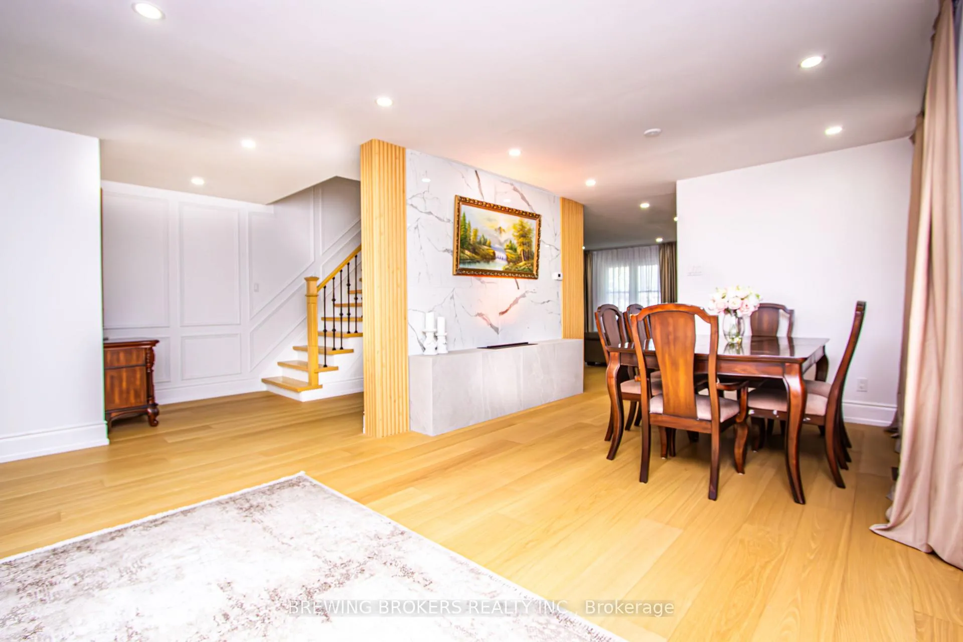 Photo 23 of 63 Marita Place, Vaughan, Glen Shields — HOMEH