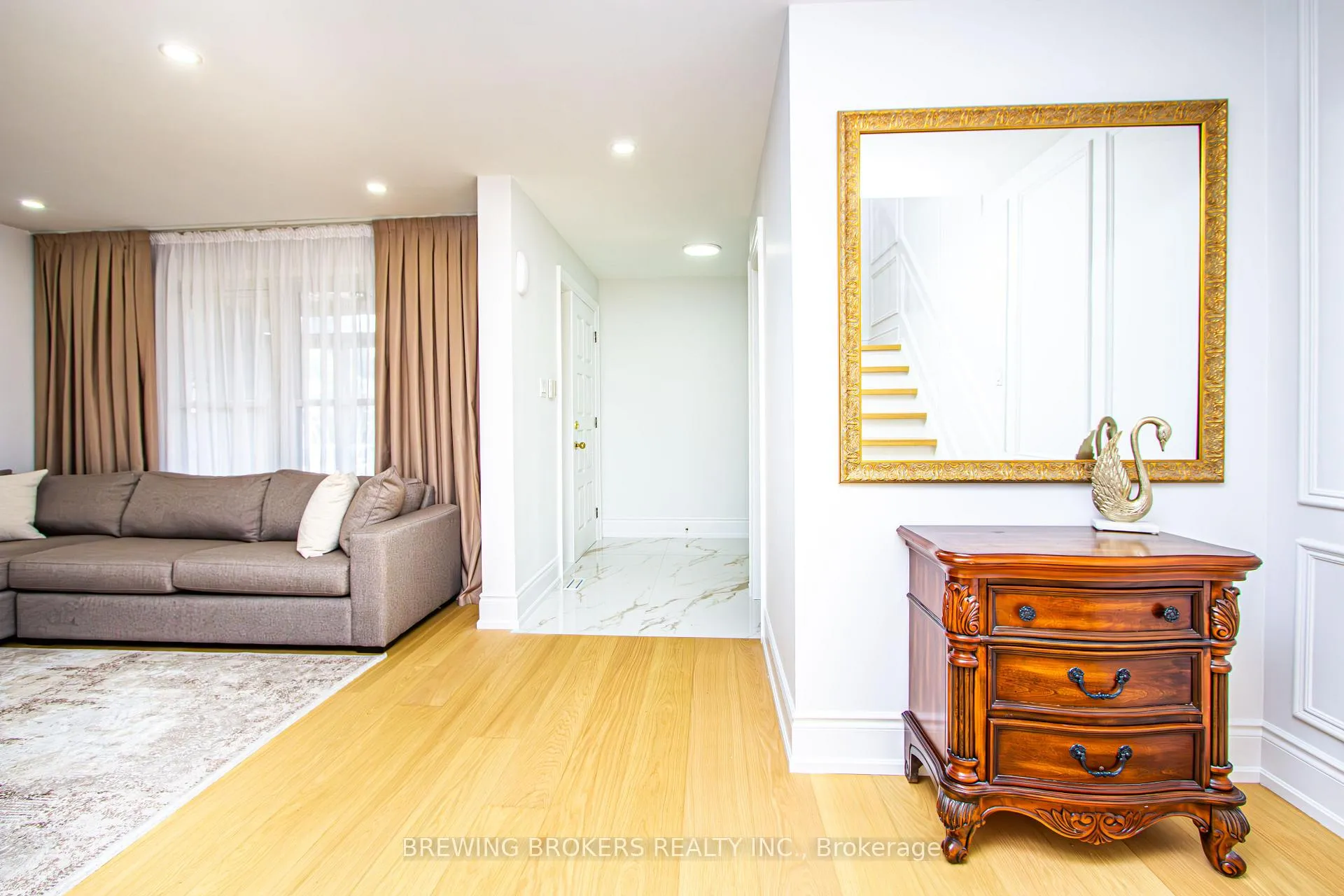 Photo 27 of 63 Marita Place, Vaughan, Glen Shields — HOMEH