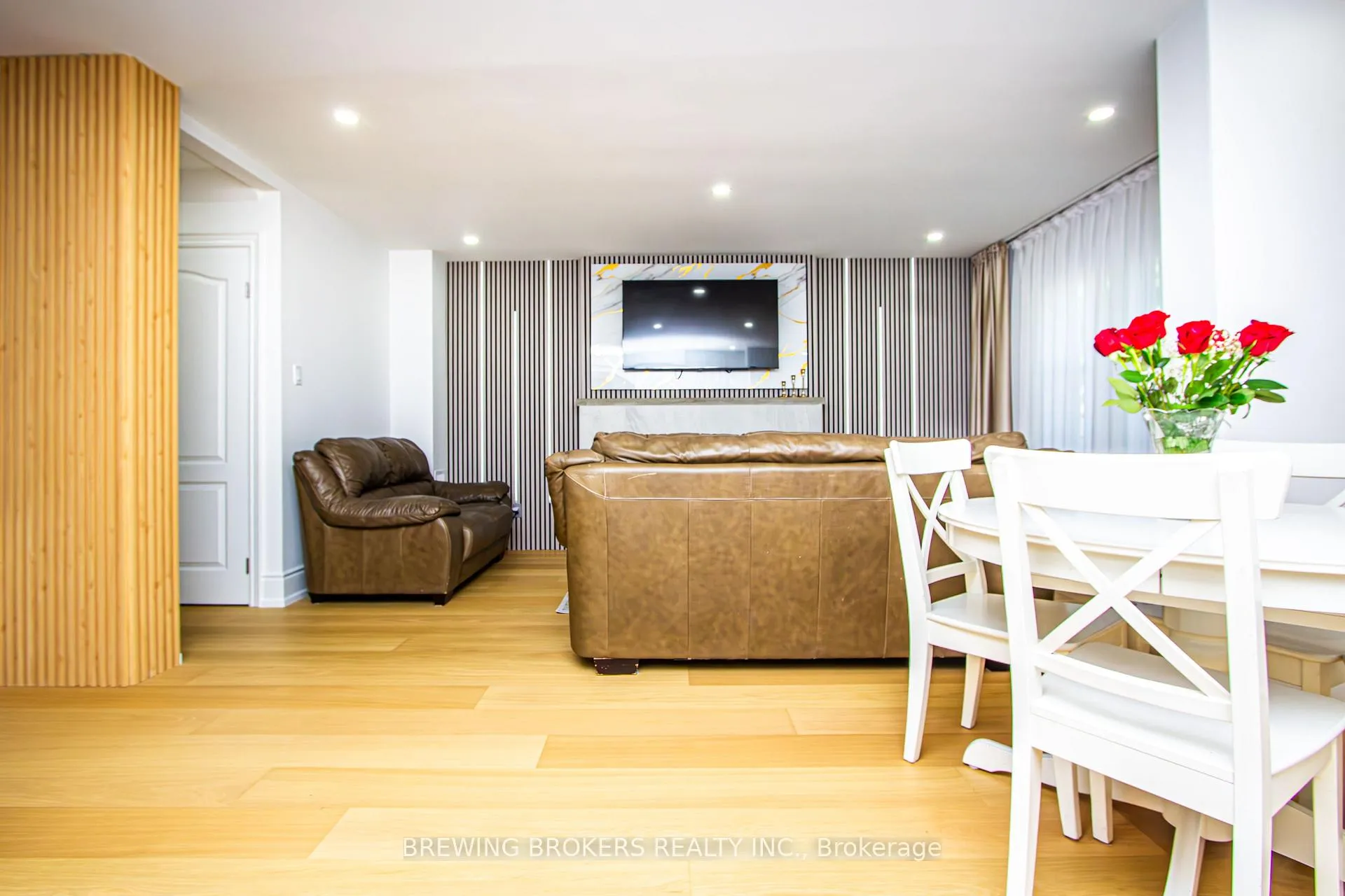 Photo 32 of 63 Marita Place, Vaughan, Glen Shields — HOMEH