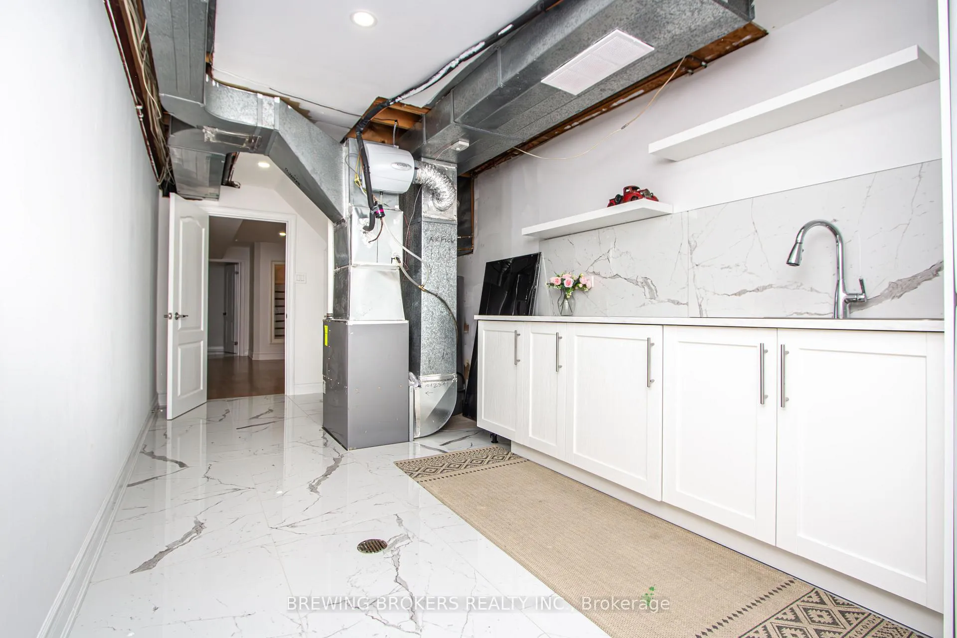 Photo 40 of 63 Marita Place, Vaughan, Glen Shields — HOMEH