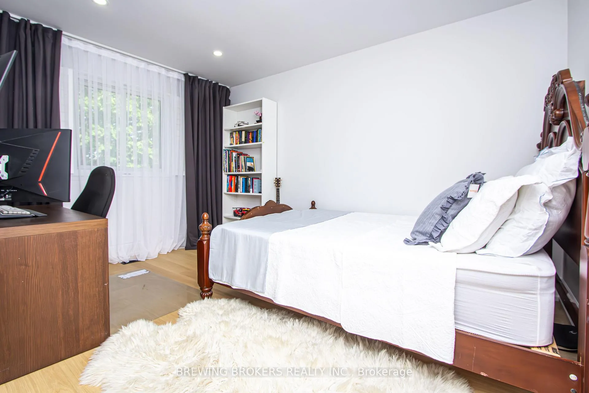 Photo 48 of 63 Marita Place, Vaughan, Glen Shields — HOMEH