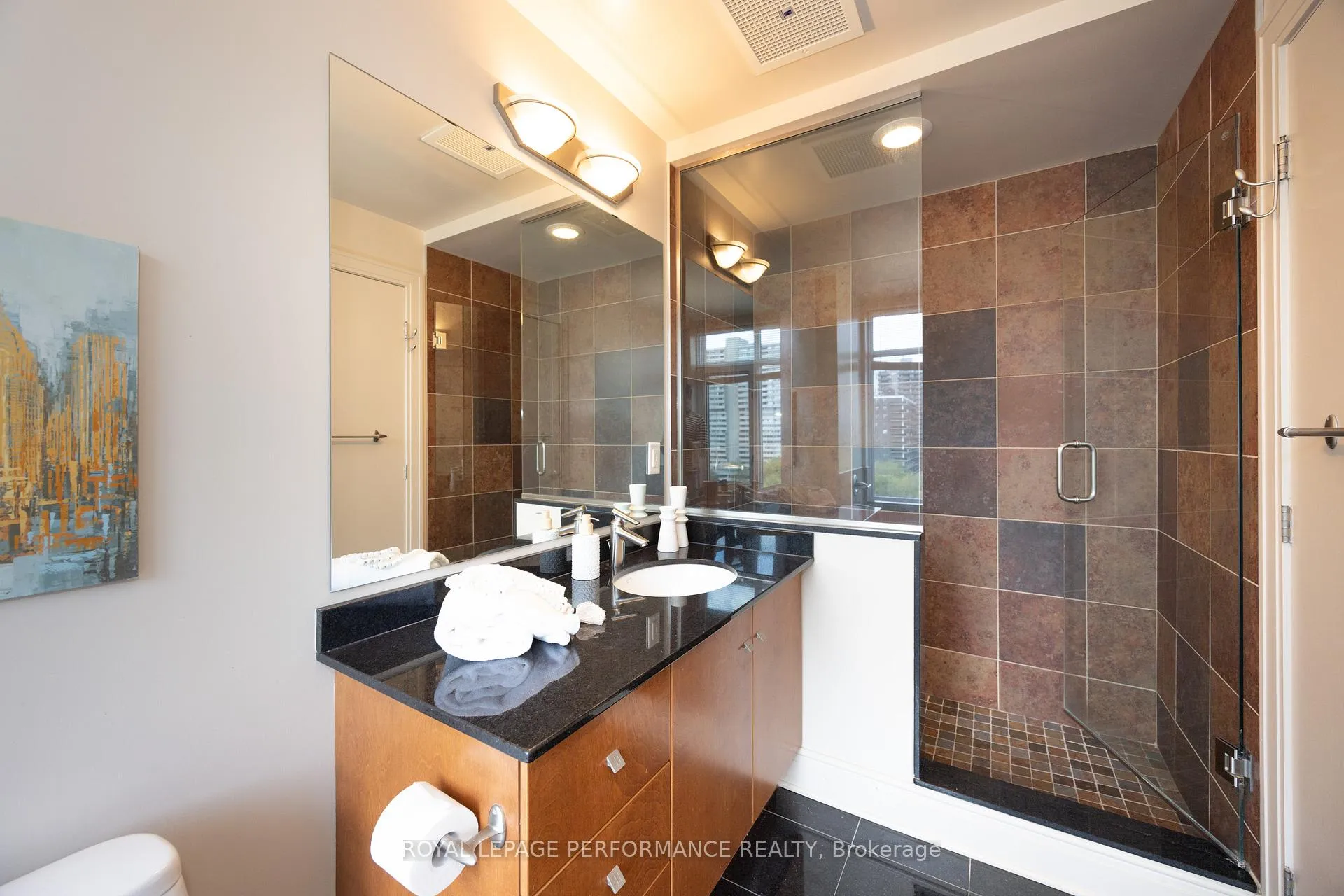 Photo 11 of Unit 1006, 95 Bronson Avenue, Ottawa, Ottawa Centre — HOMEH