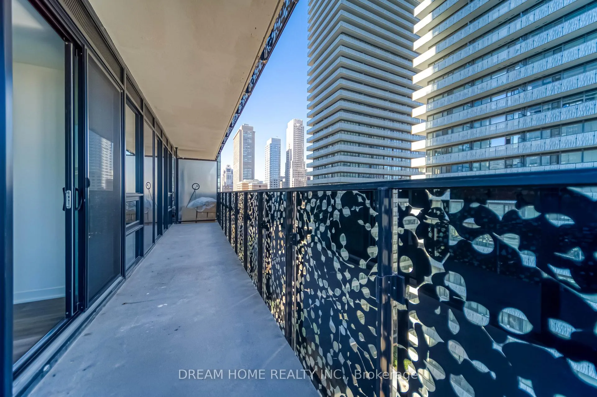 Photo 23 of Unit 1512, 55 Charles Street E, Toronto, Church-Yonge Corridor — HOMEH