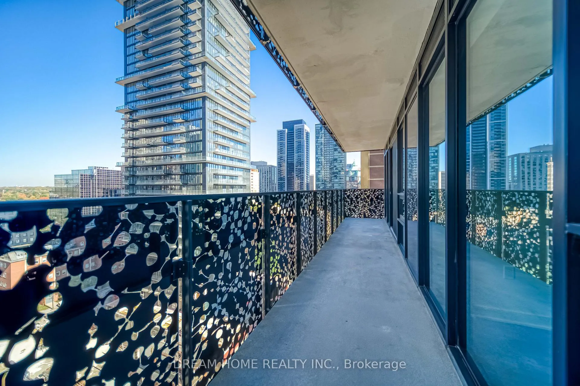 Photo 24 of Unit 1512, 55 Charles Street E, Toronto, Church-Yonge Corridor — HOMEH