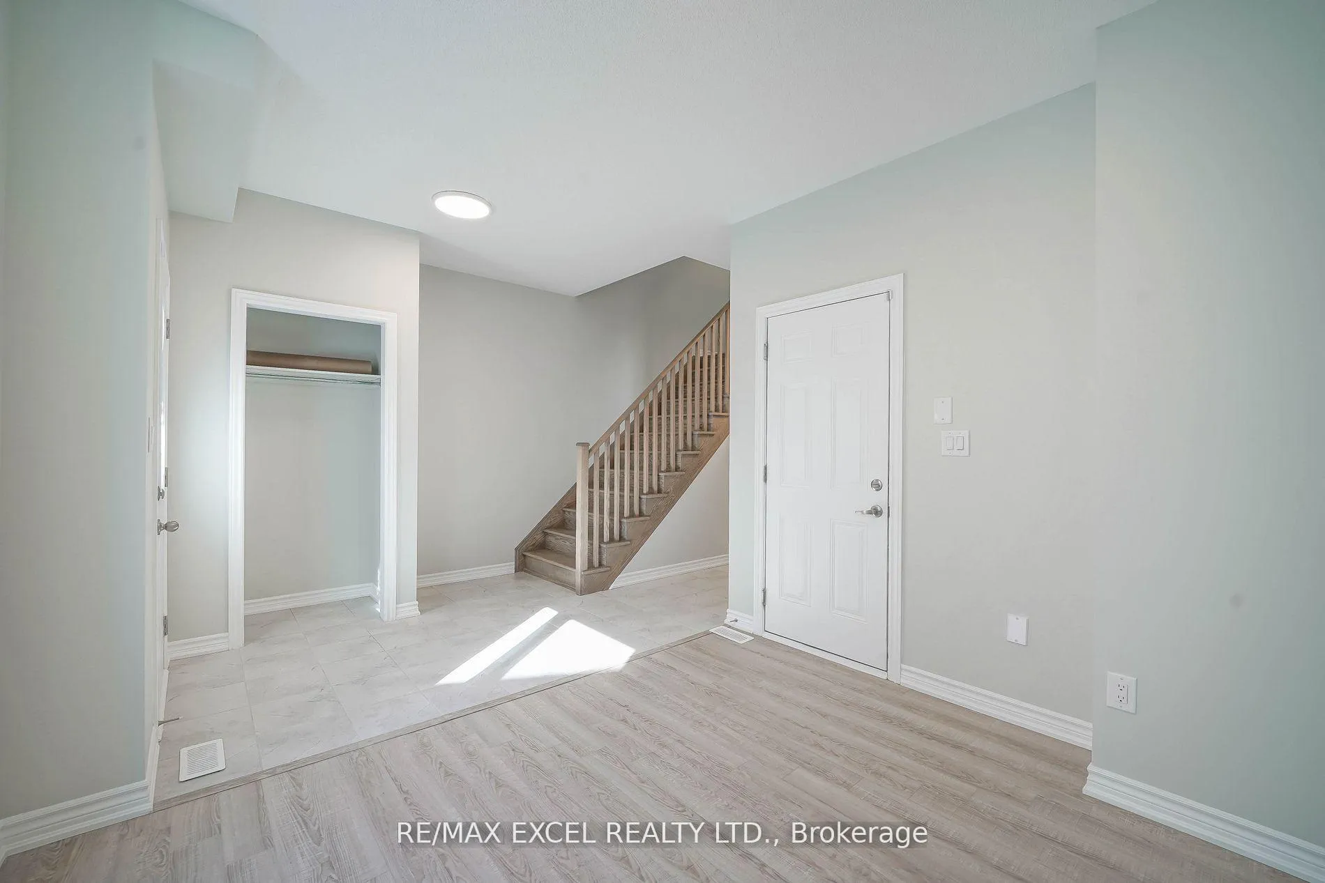 Photo 6 of 11 Chicago Lane, Markham, Wismer — HOMEH