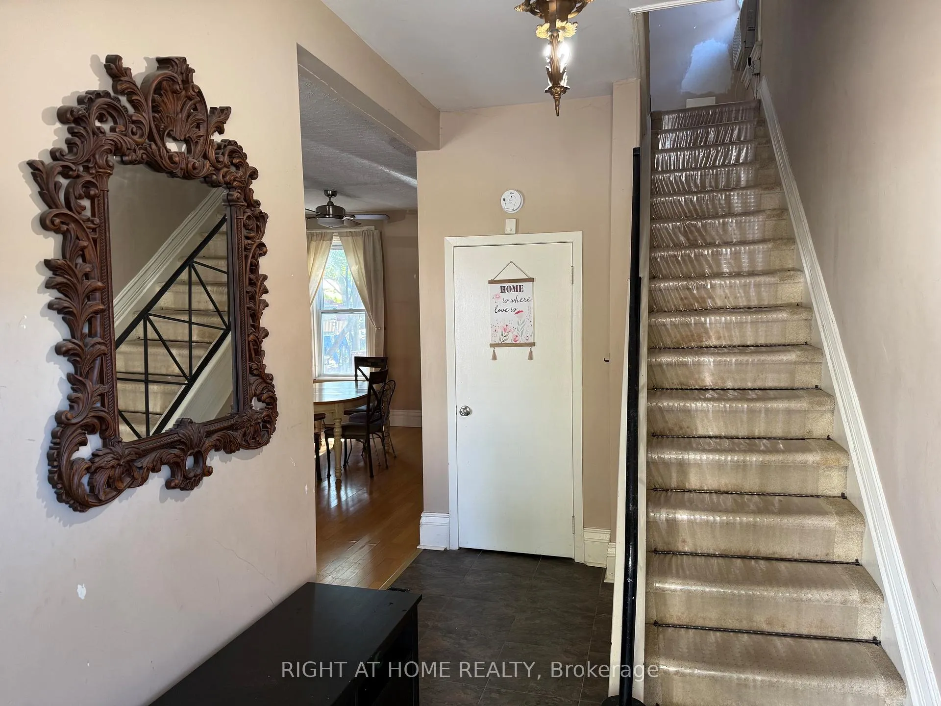 Photo 3 of 551 Bethune Street, Peterborough, Town Ward 3 — HOMEH