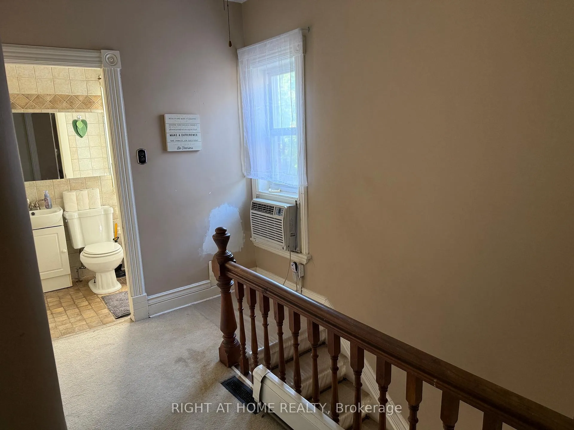 Photo 17 of 551 Bethune Street, Peterborough, Town Ward 3 — HOMEH
