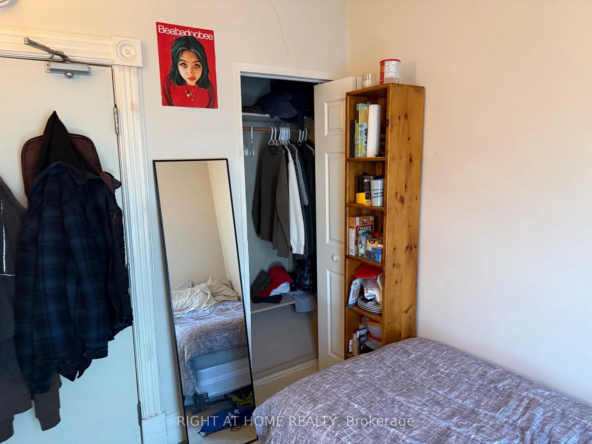 Photo 26 of 551 Bethune Street, Peterborough, Town Ward 3 — HOMEH