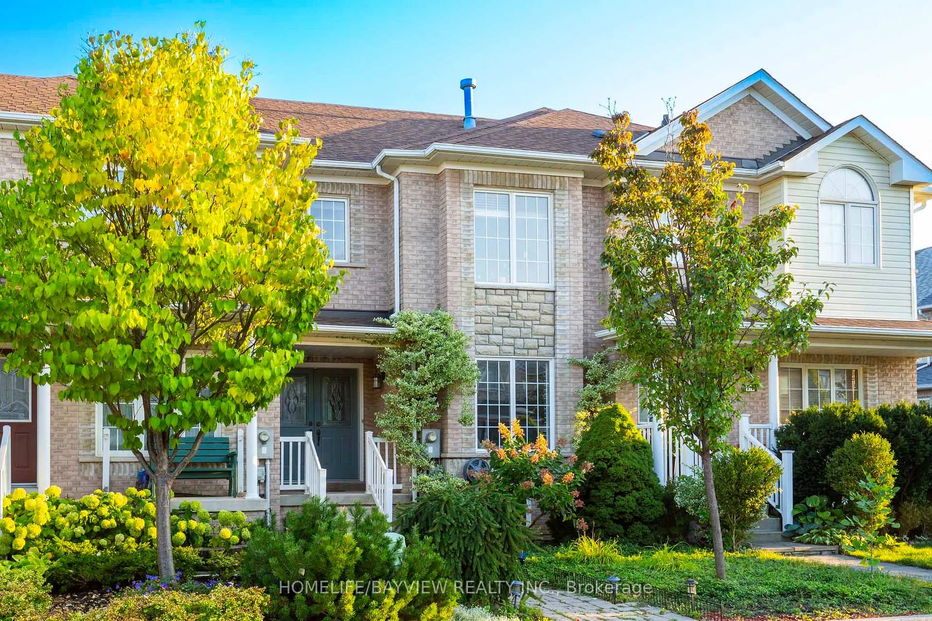 Photo 2 of 15 Elderbrook Crescent, Vaughan, Patterson — HOMEH