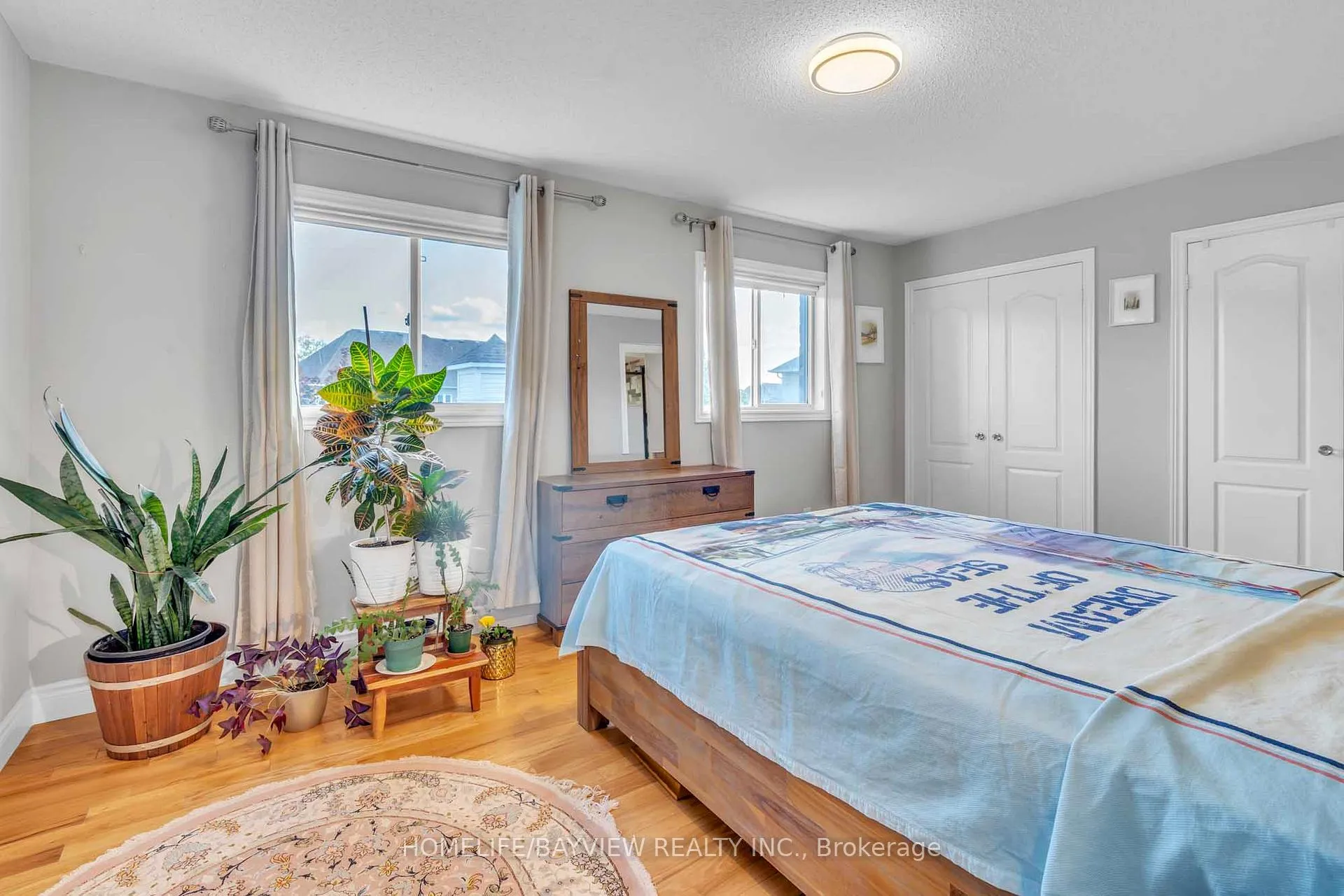 Photo 13 of 15 Elderbrook Crescent, Vaughan, Patterson — HOMEH